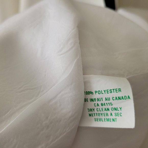 Freda's Off-White and Black Double Lapel Blazer - Picture 14 of 15